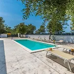 House With Pool Mimi Βίλα *