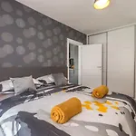Βίλα House With Pool Mimi