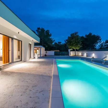 House With Pool Mimi Villa Biograd Na Moru