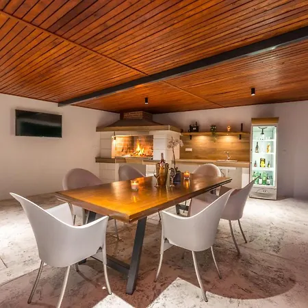 House With Pool Mimi Villa Biograd Na Moru