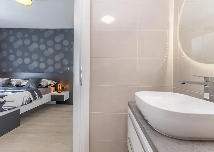 Вилла House With Pool Mimi *