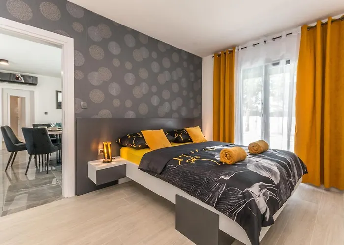 Вилла House With Pool Mimi Биоград-на-Мору