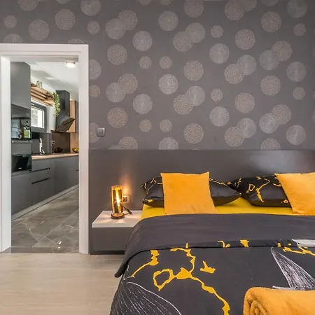 House With Pool Mimi Villa Biograd Na Moru