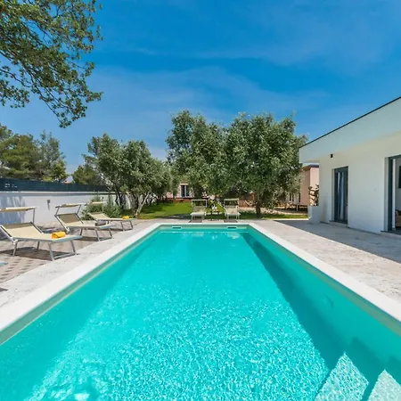 House With Pool Mimi Villa Biograd Na Moru